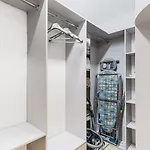 с террасой возле аркадии ! вид моря ! литературная улица, 12 Appartement Odessa