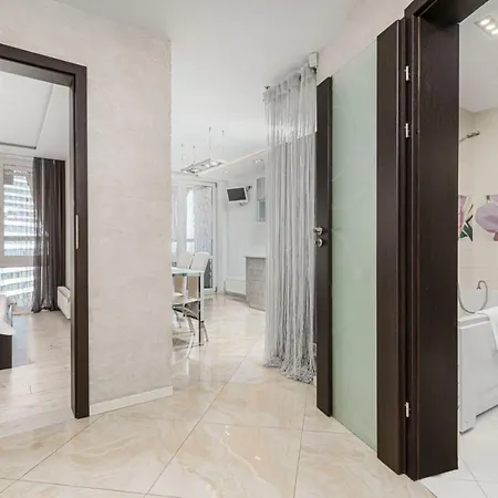 с террасой возле аркадии ! вид моря ! литературная улица, 12 Appartement