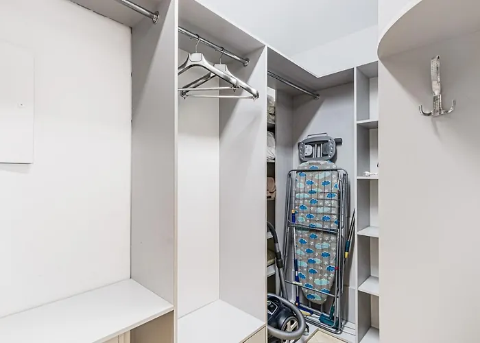 с террасой возле аркадии ! вид моря ! литературная улица, 12 Апартаменты Одесса