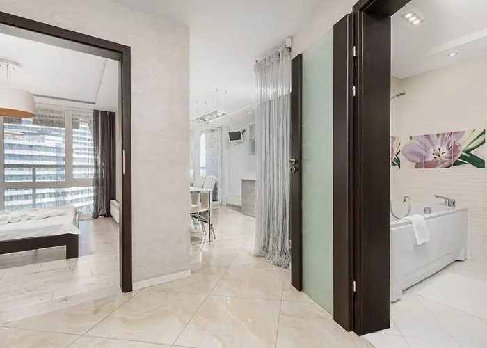 с террасой возле аркадии ! вид моря ! литературная улица, 12 Апартаменты