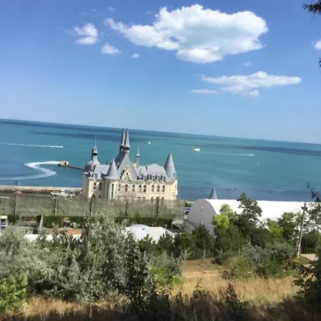 с террасой возле аркадии ! вид моря ! литературная улица, 12