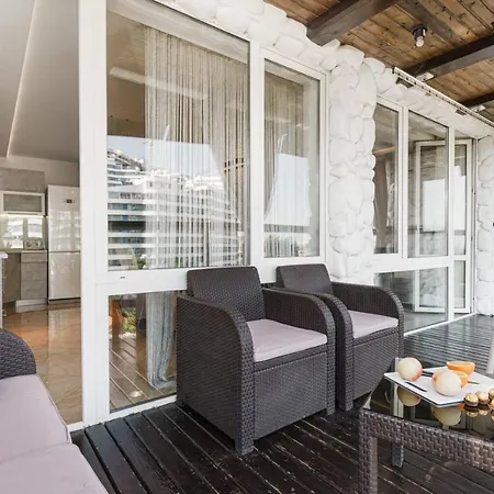 с террасой возле аркадии ! вид моря ! литературная улица, 12 Odesa